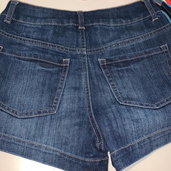 SO denim shorts NWOT size 1 junior - Picture 4 of 6